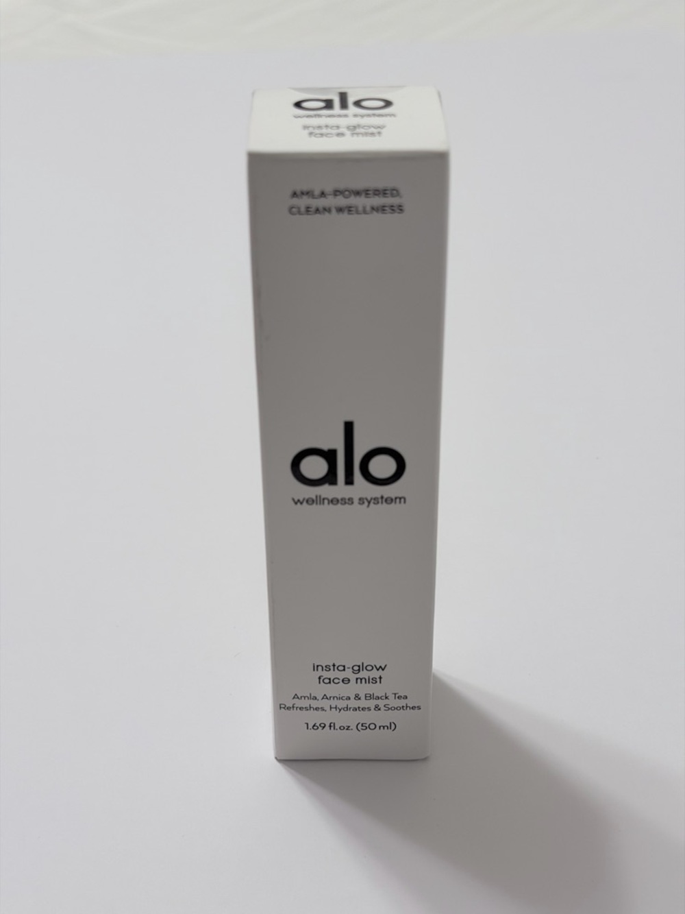 ALO Yoga NWT insta-glow face mist 50ml